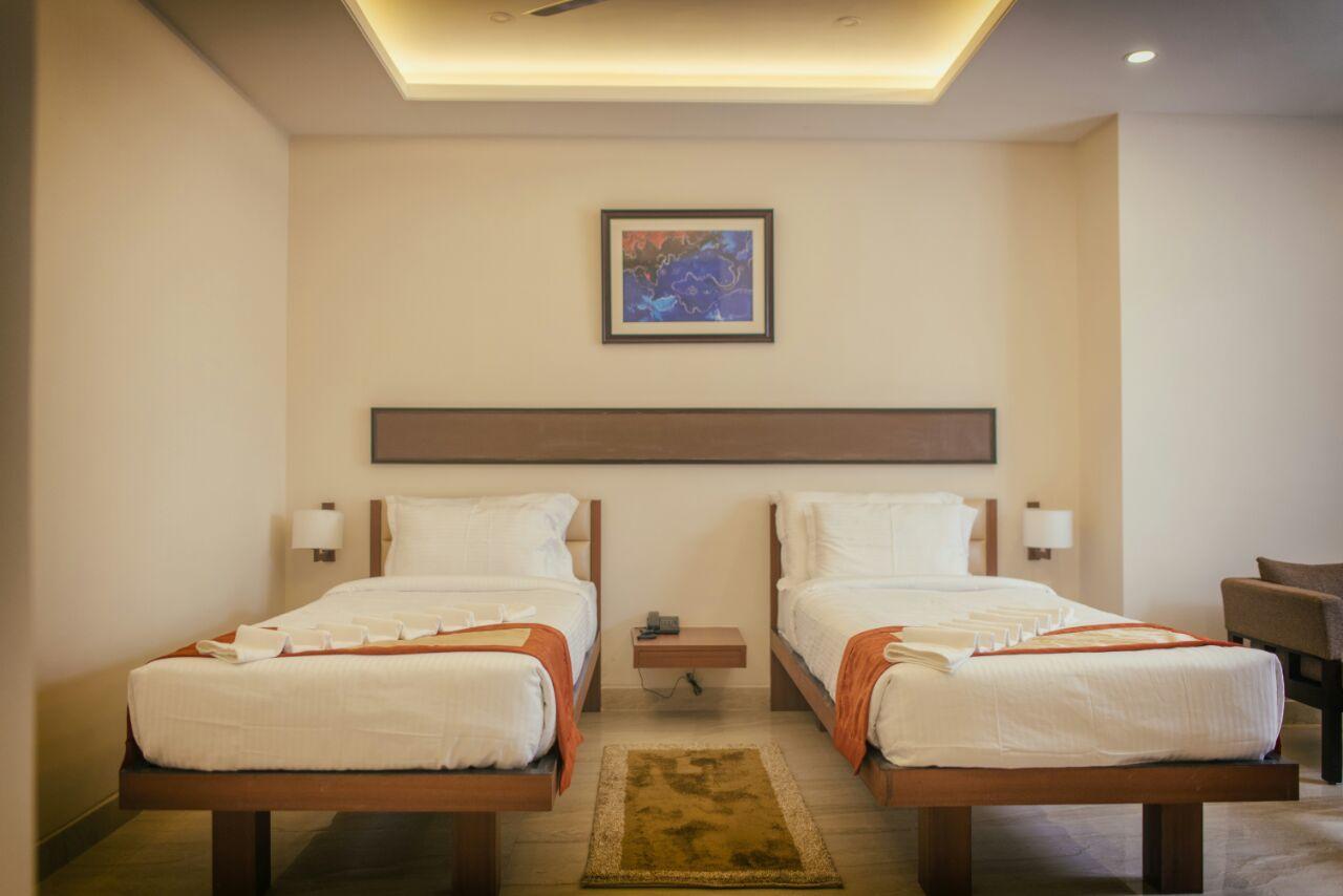 Prism A Boutique Hotel Джорхат Экстерьер фото
